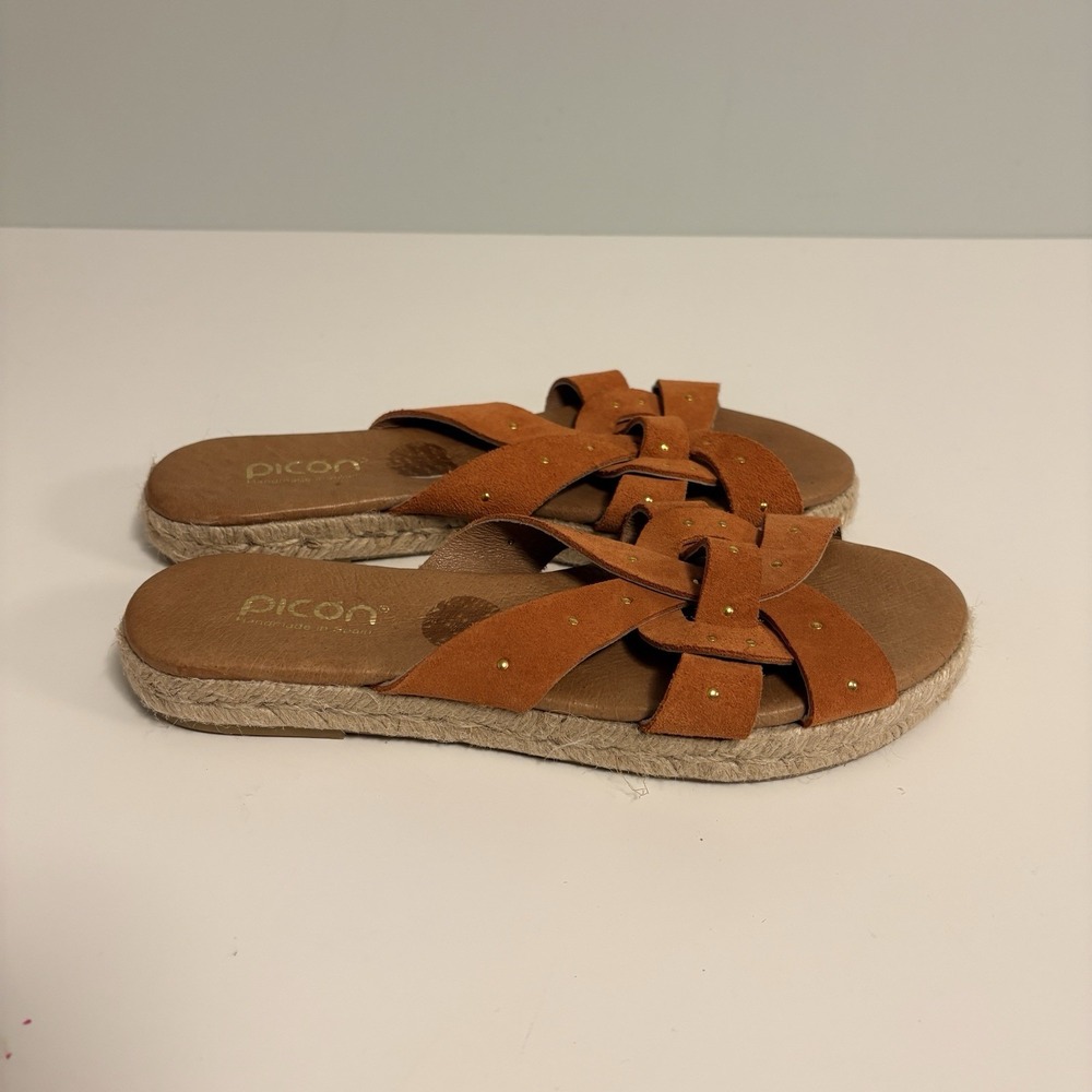 Picon Coral Blush Gold Studded Suede Espadrille Sandals Flats Made in Spain 6.5